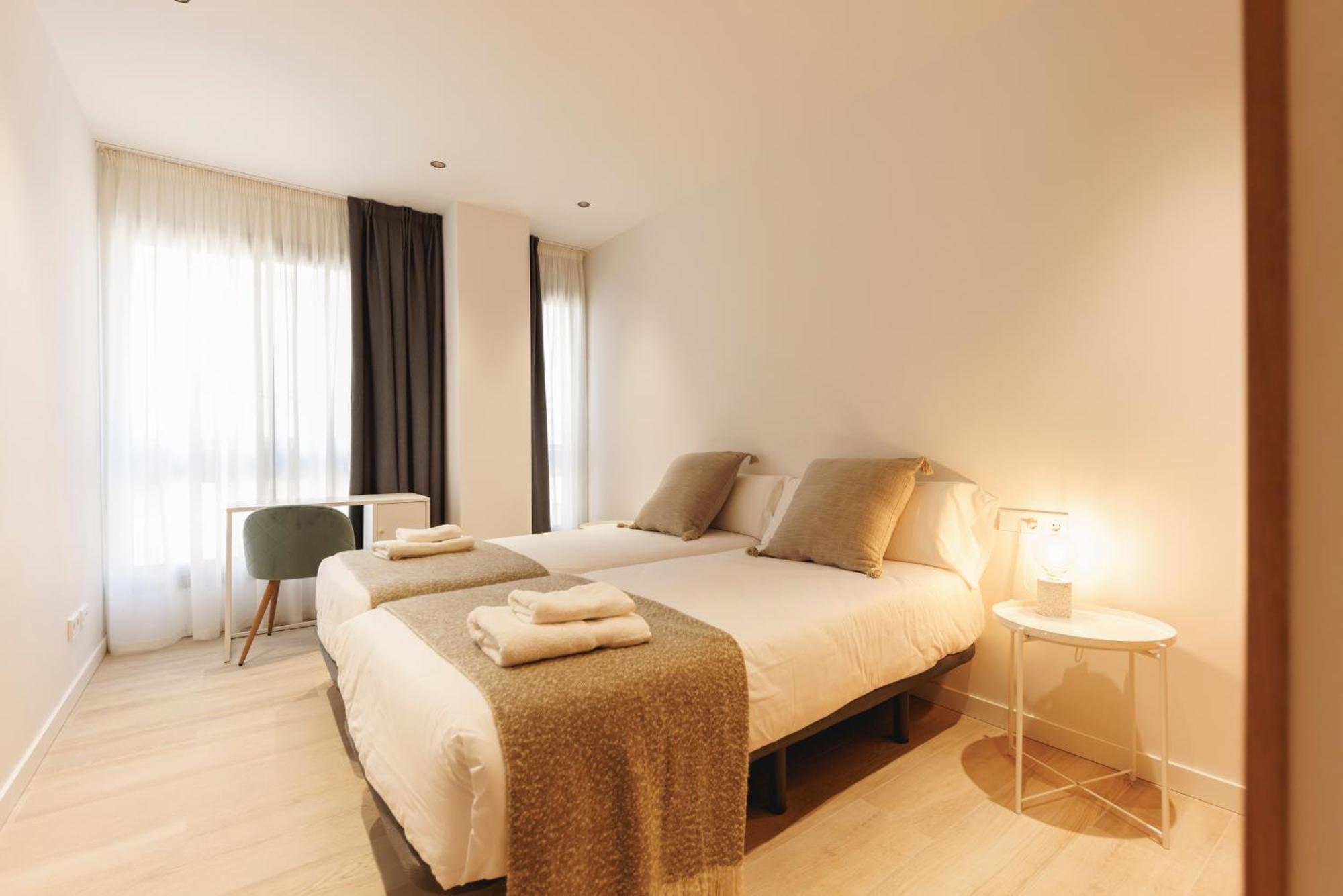 Bravissimo Centre, Modern 2-Bedroom Apartment Gerona Buitenkant foto